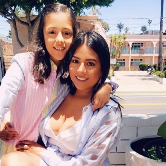 Meet your Posher, Alejandra - Picture 1 of 1